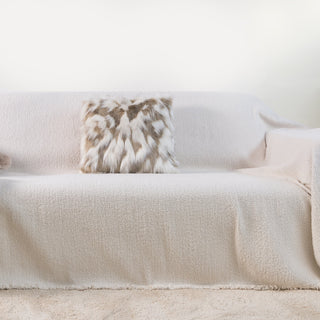 Housse de coussin en fausse fourrure 