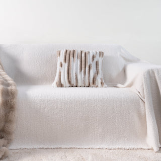 Housse de coussin en fausse fourrure 