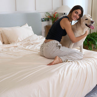 Bamboo Fitted Sheet Set - Pet Hair Repellent for Dogs/Cats Family