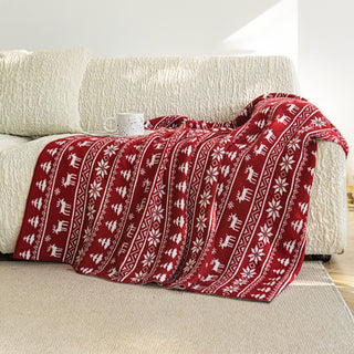 Nordic Reindeer Knit Throw Blanket Festive Snowflake and Reindeer Design for Cozy Holiday Decor