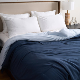 Deep Sleep Temperature-Regulating Comforter