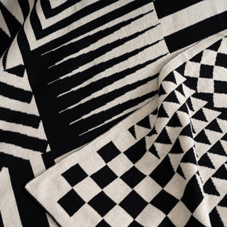 Geometric Pattern Throw